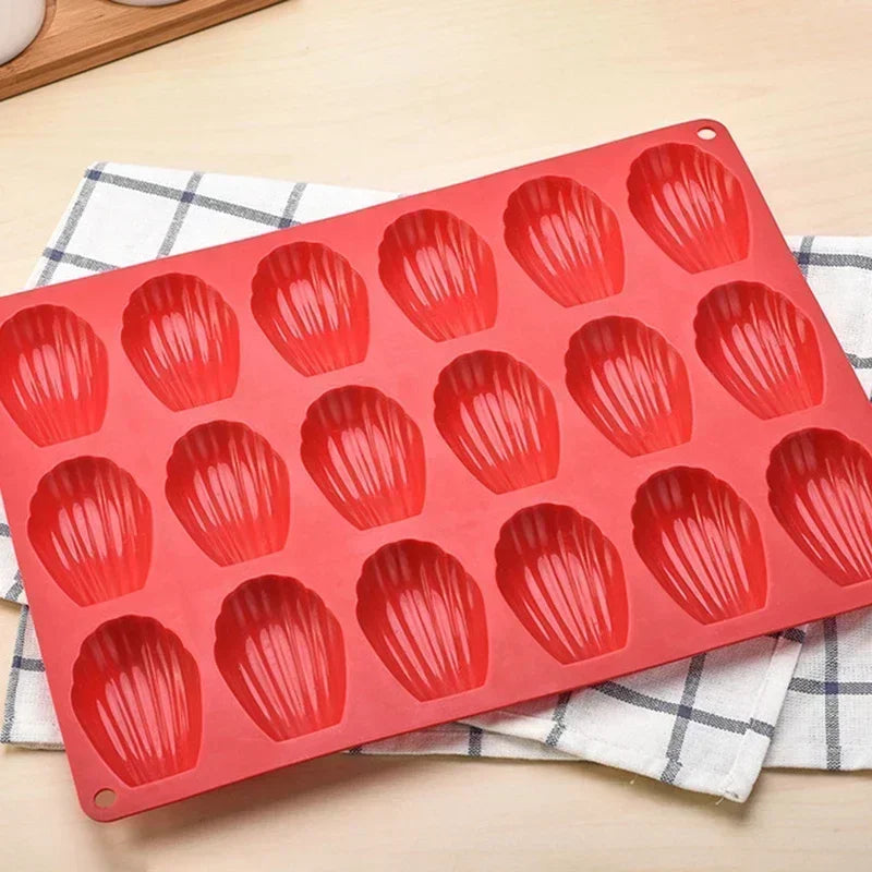 Shell-Shaped Cookie Mold – Creative Kitchen Baking Too
